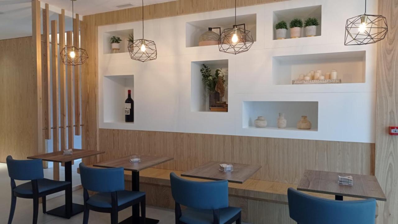 Hotel Candor A Lama ภายนอก รูปภาพ
