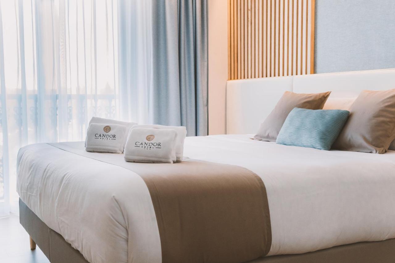 Hotel Candor A Lama ภายนอก รูปภาพ