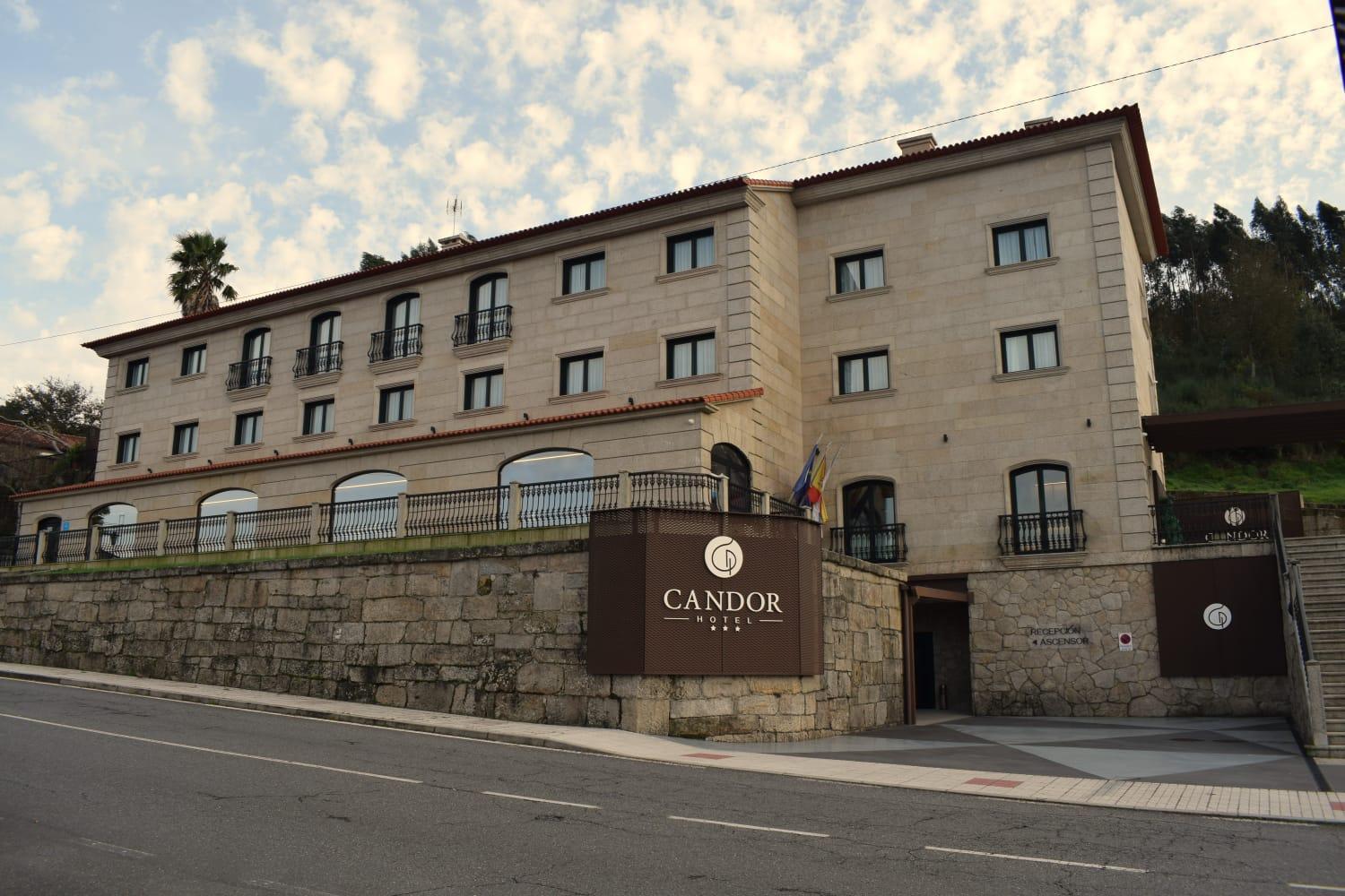 Hotel Candor A Lama ภายนอก รูปภาพ